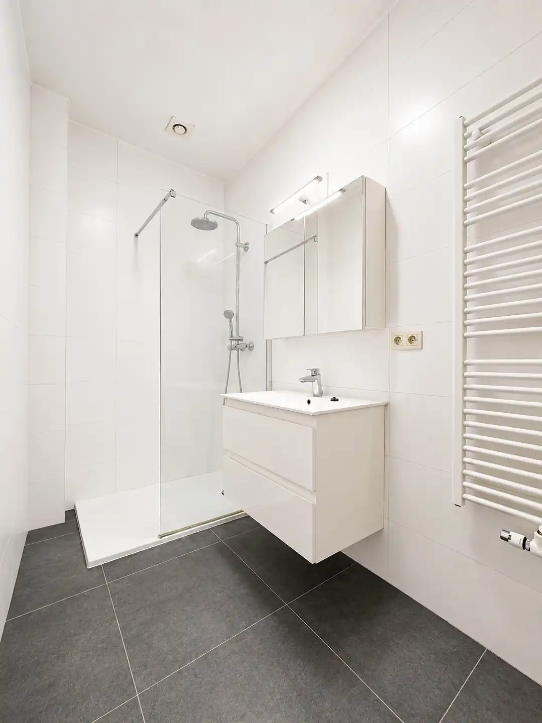 Appartement te huur foto 11