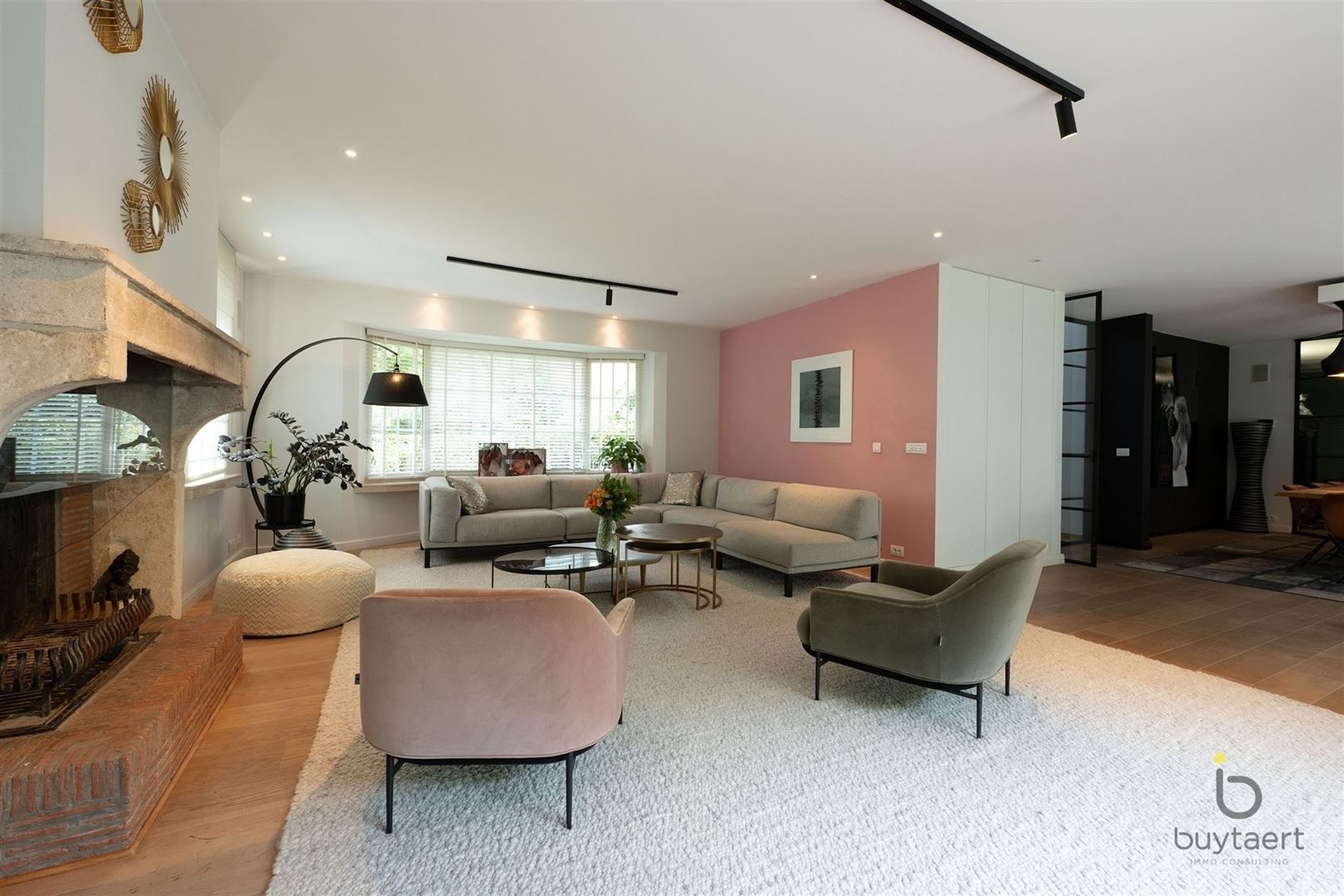 EXCLUSIEF: stijlvolle villa met een tijdloze inrichting op een toplocatie te Schilde! foto 16