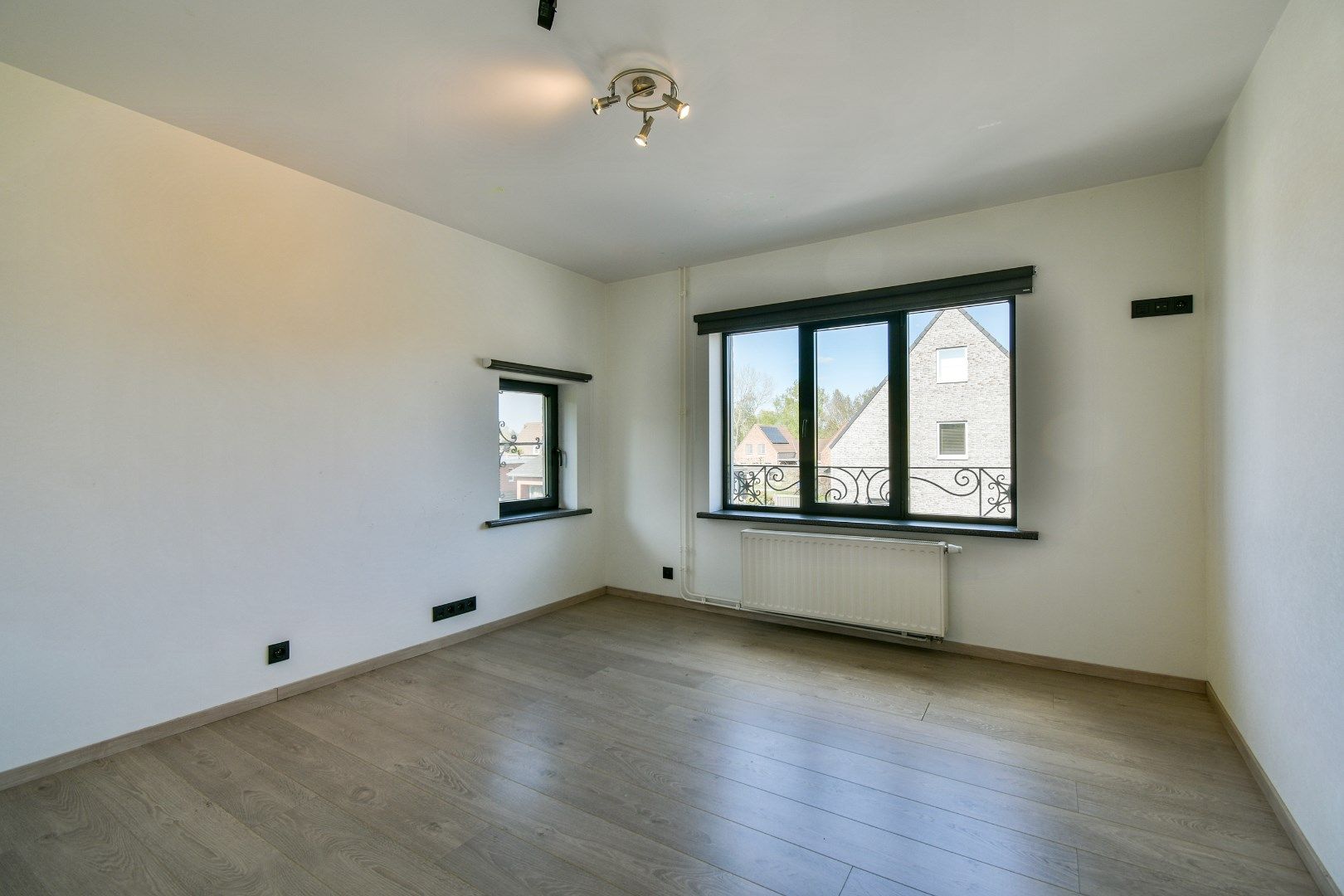 Wonen én werken op toplocatie in Oostkamp! foto 16