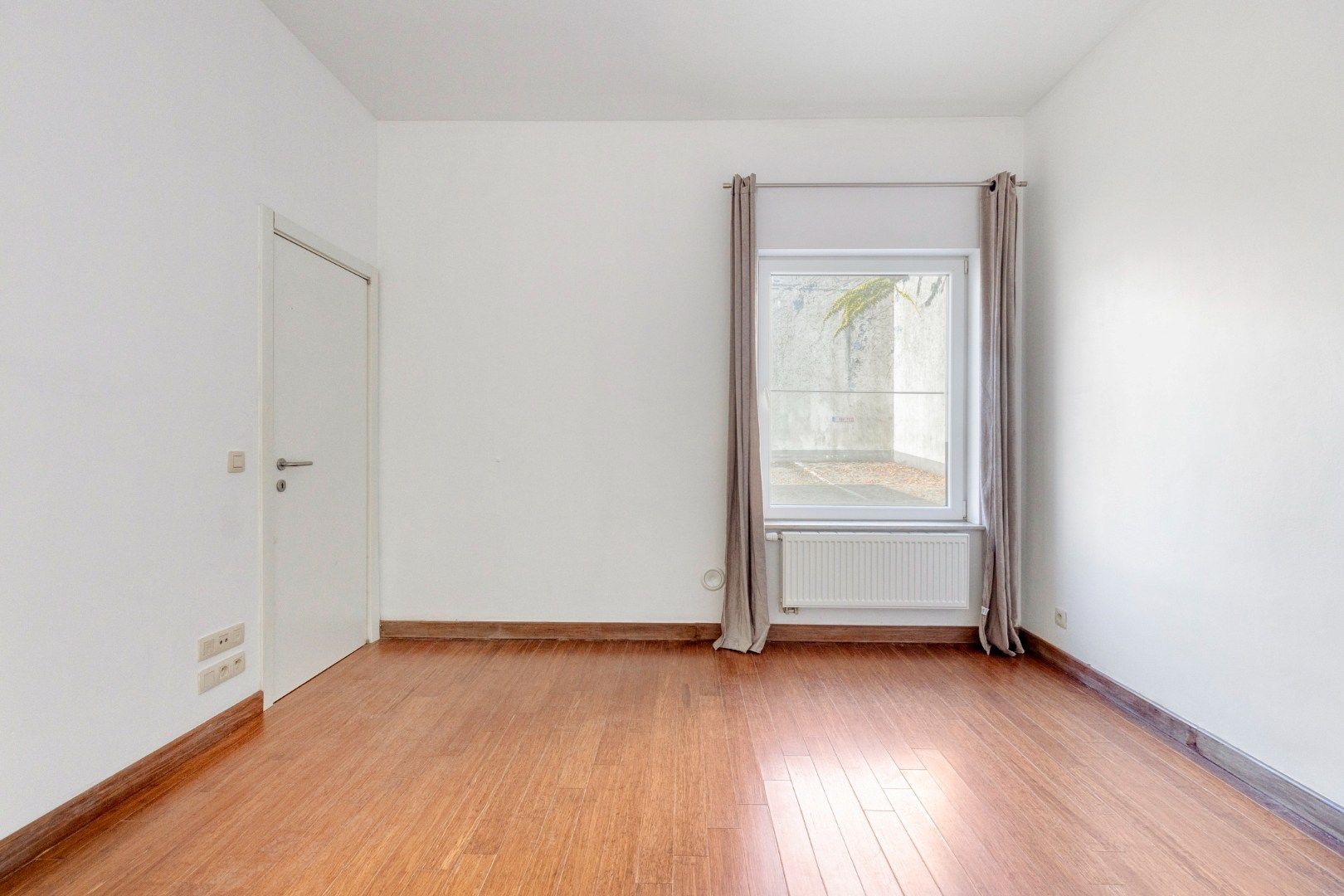 Gelijkvloers app. nabij centrum - instapklaar - 3slpks foto 9