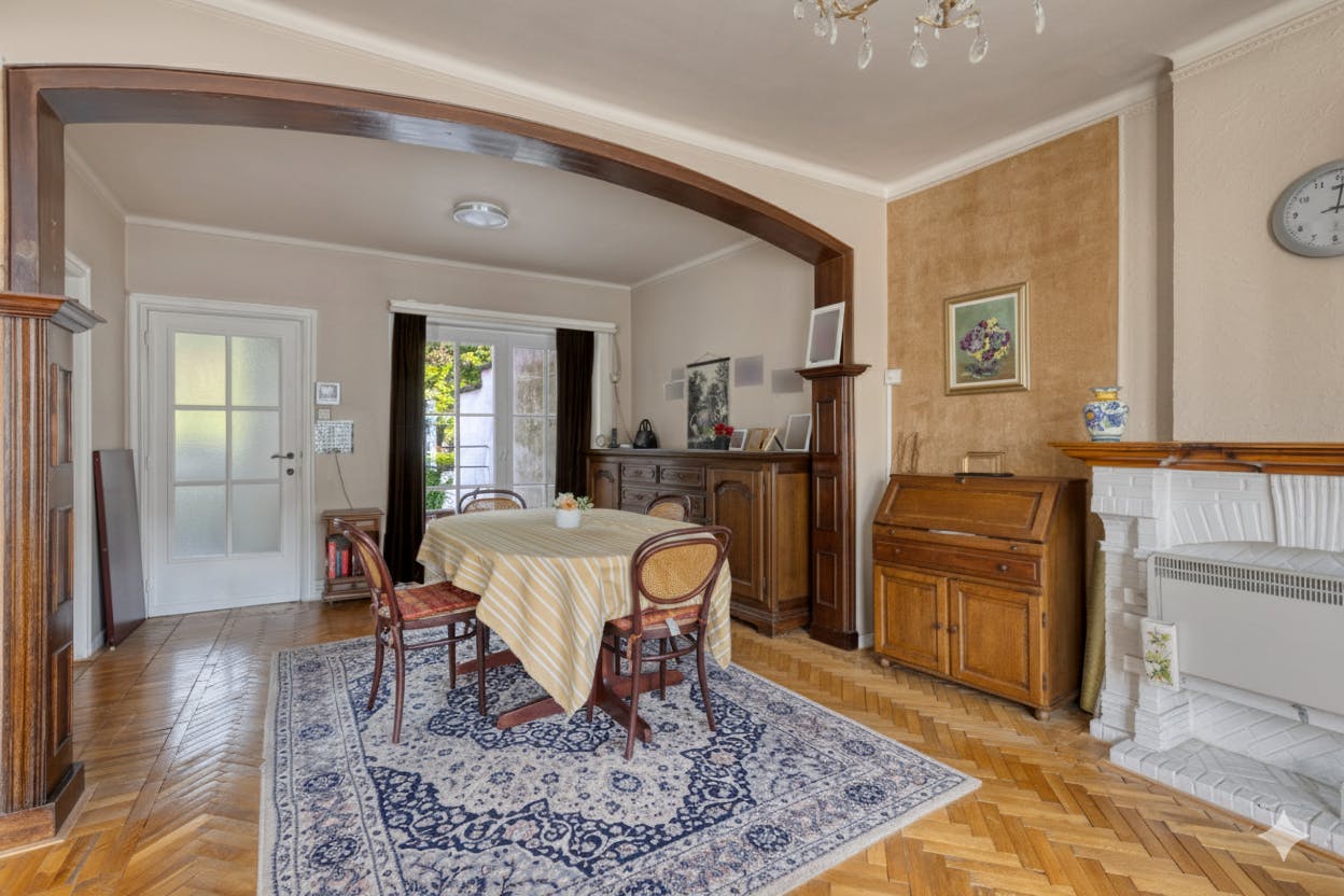 Karaktervolle woning te koop op Sint-Elisabeth te Kortrijk! foto 4