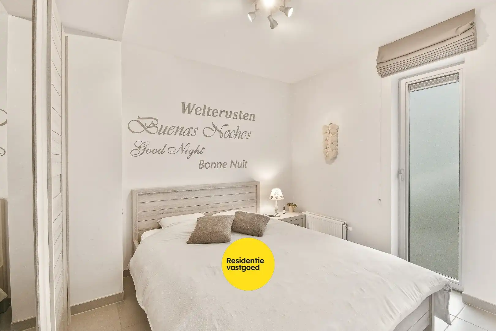 Instapklaar gelijkvloers appartement met zonnig terras  foto 9