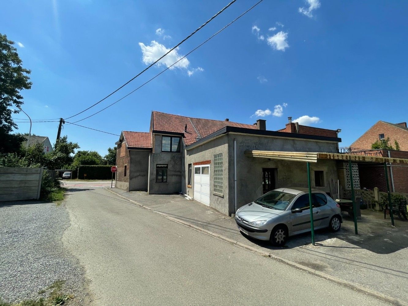 Handelspand met ruim duplexappartement op zichtbare locatie in Herent foto 2
