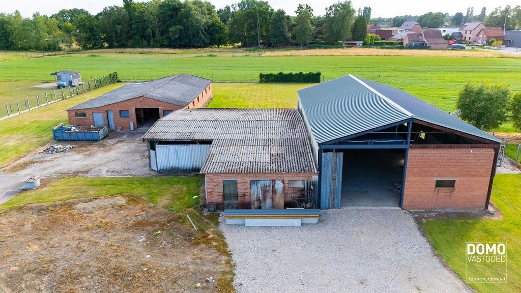 Ruime perceel (45a97ca) met een goedgekeurde vergunning foto 6