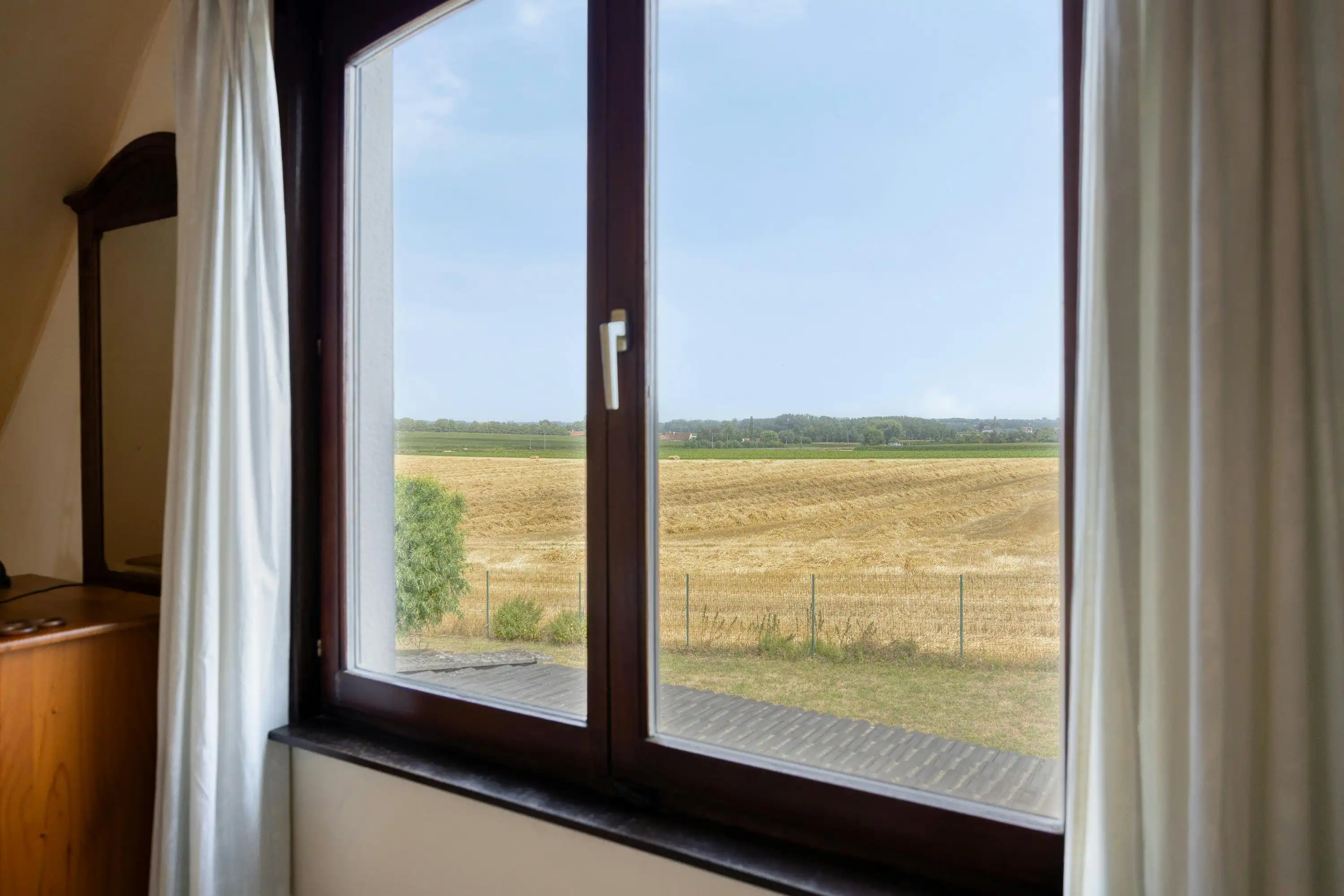 Alleenstaande woning op 7.590 m² met weidse zichten in Mater  foto 10