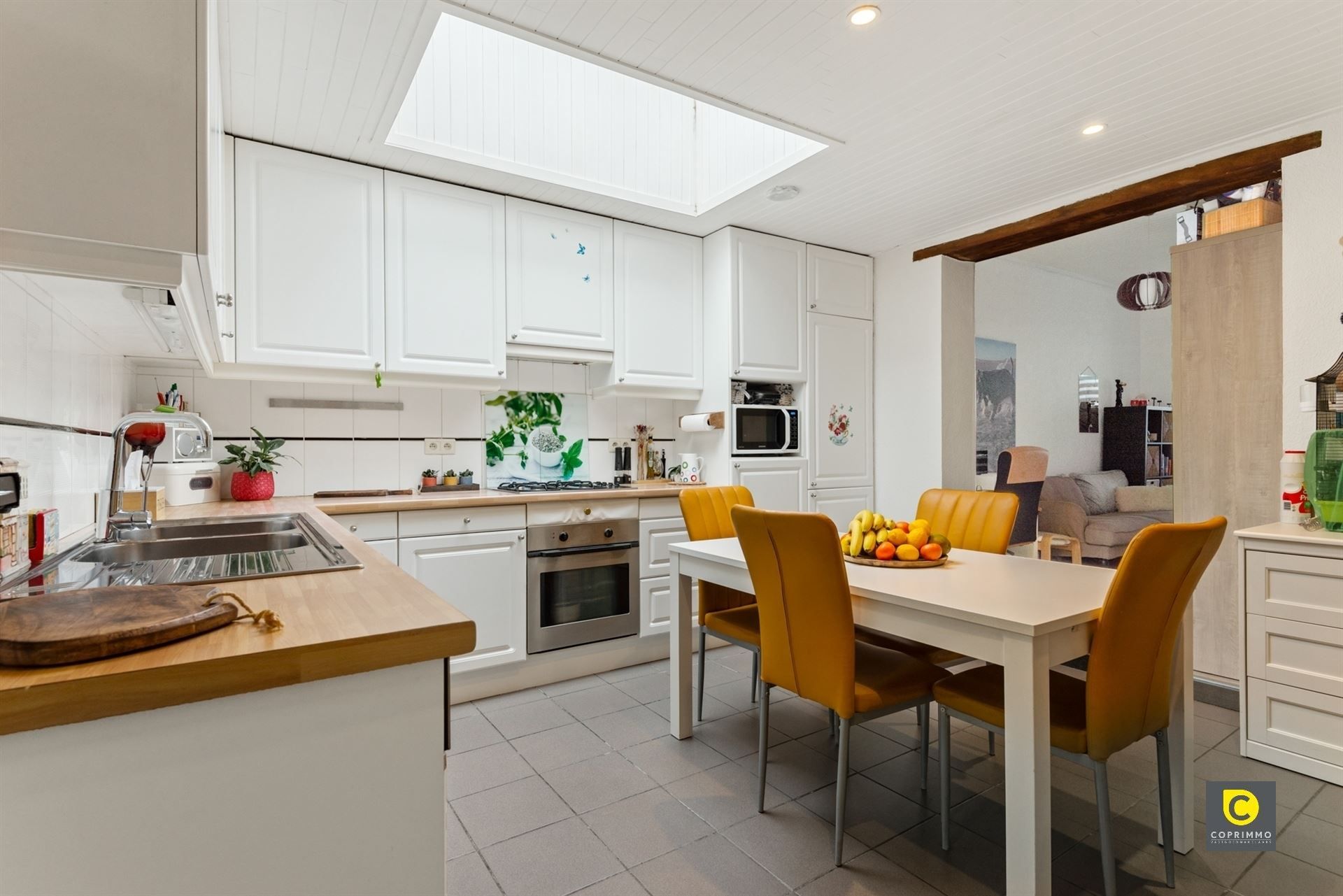 Instapklare woning met 2 à 4 slpks & ZW-tuin! foto 2