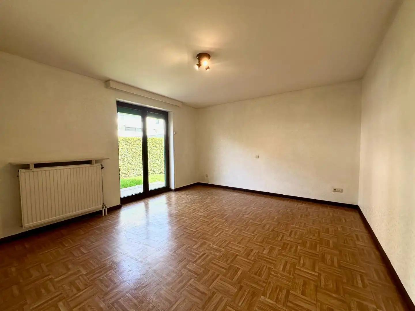 Ruim appartement in het centrum van Sint-Andries foto 8