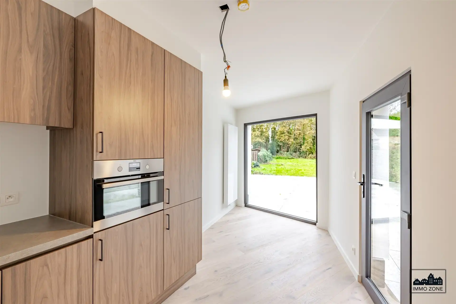 Recent & prachtig gerenoveerde woning in het landelijke Oudegem! foto 5