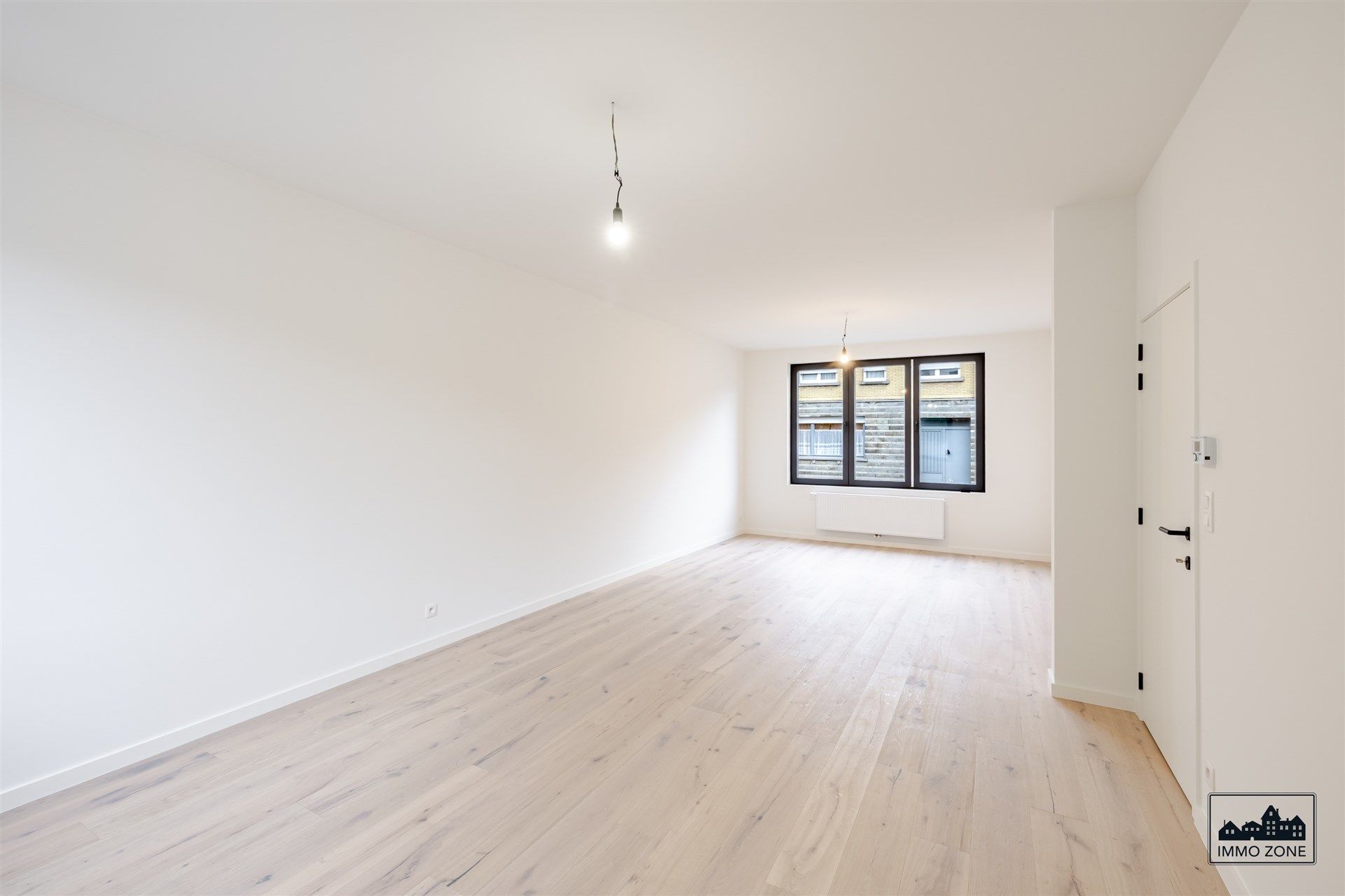 Recent & prachtig gerenoveerde woning in het landelijke Oudegem! foto 5