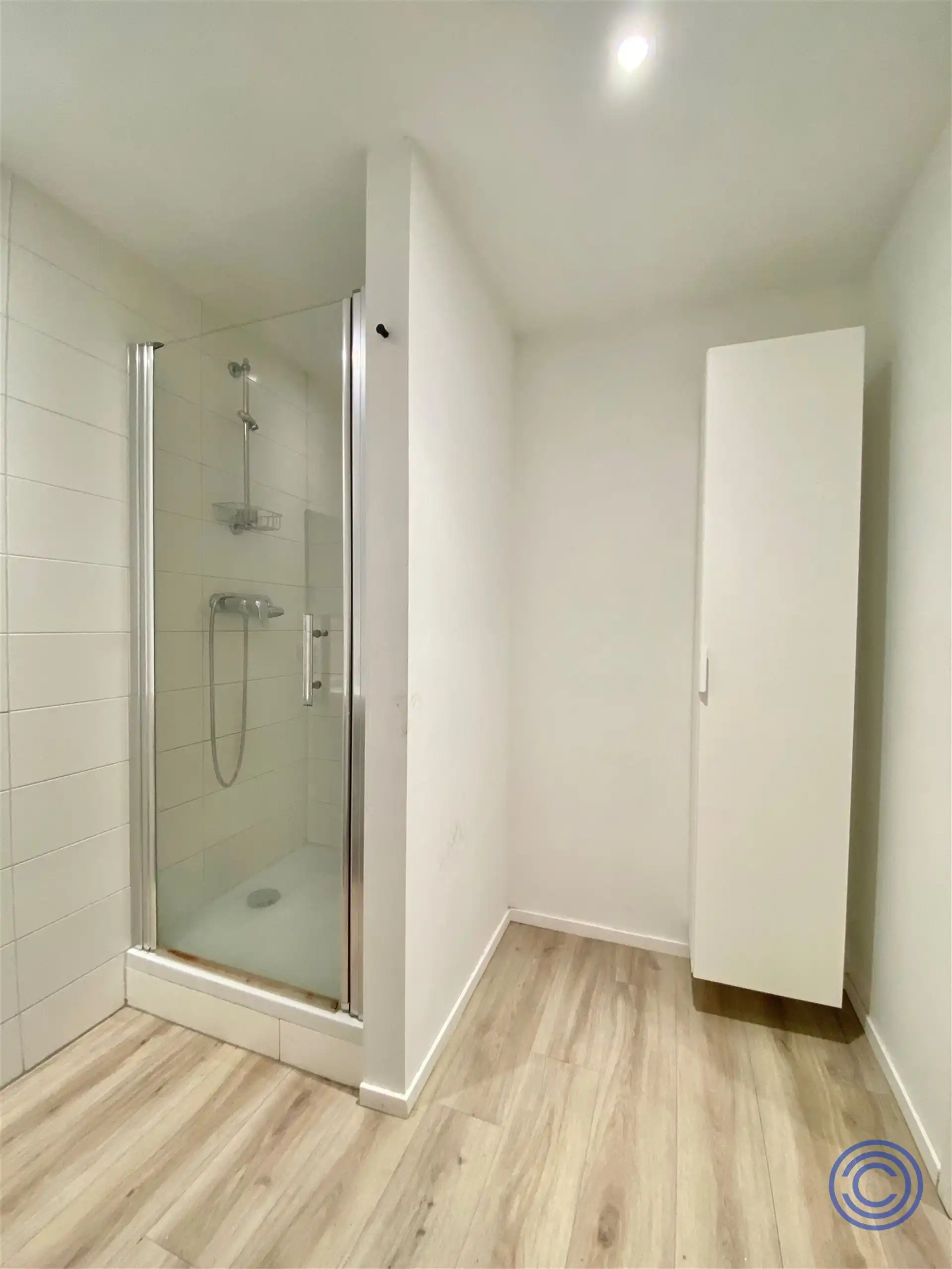 Ruim triplex appartement met 2-slpk in Sint-Andries! foto 11