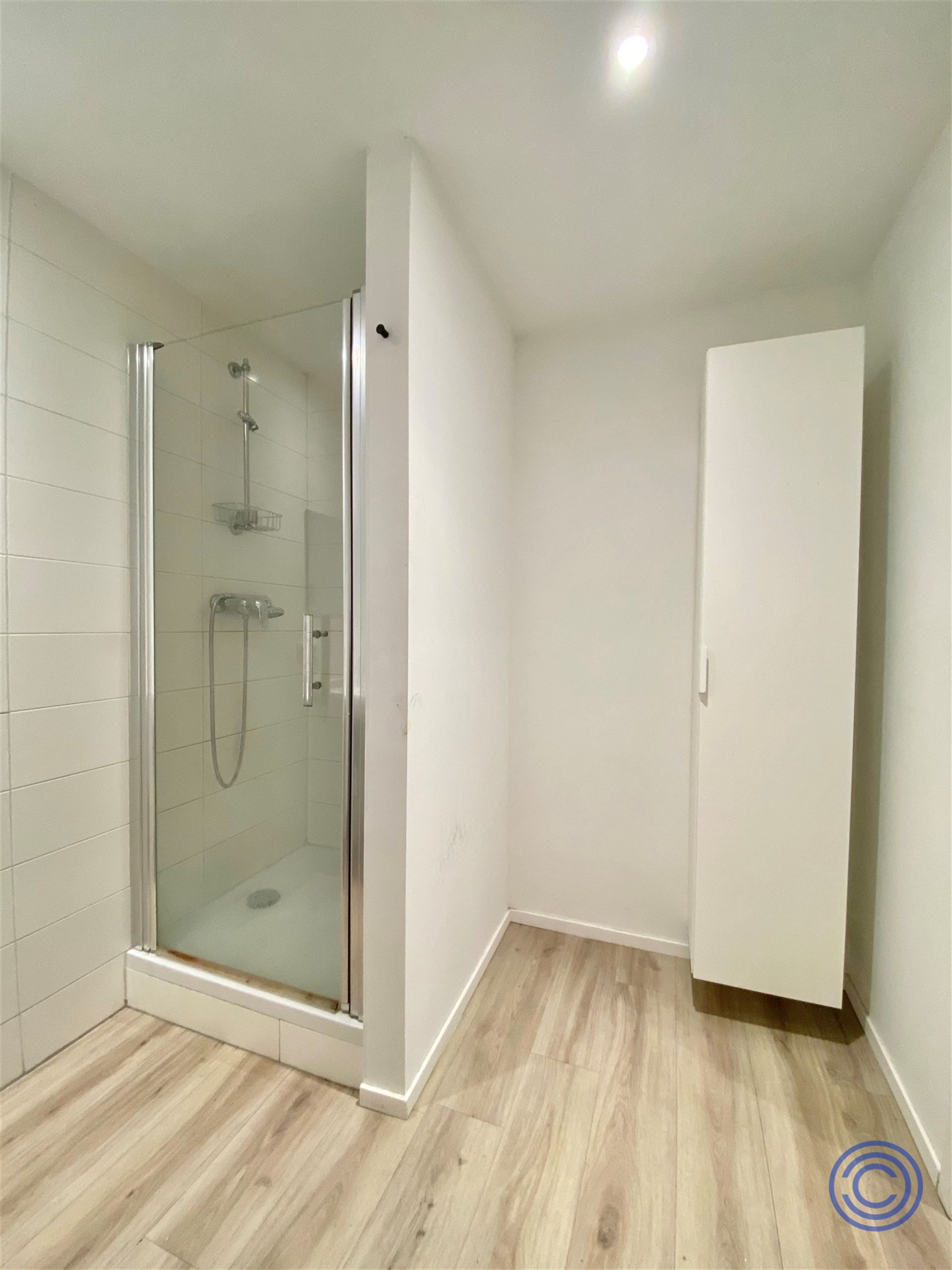 Ruim triplex appartement met 2-slpk in Sint-Andries! foto 11