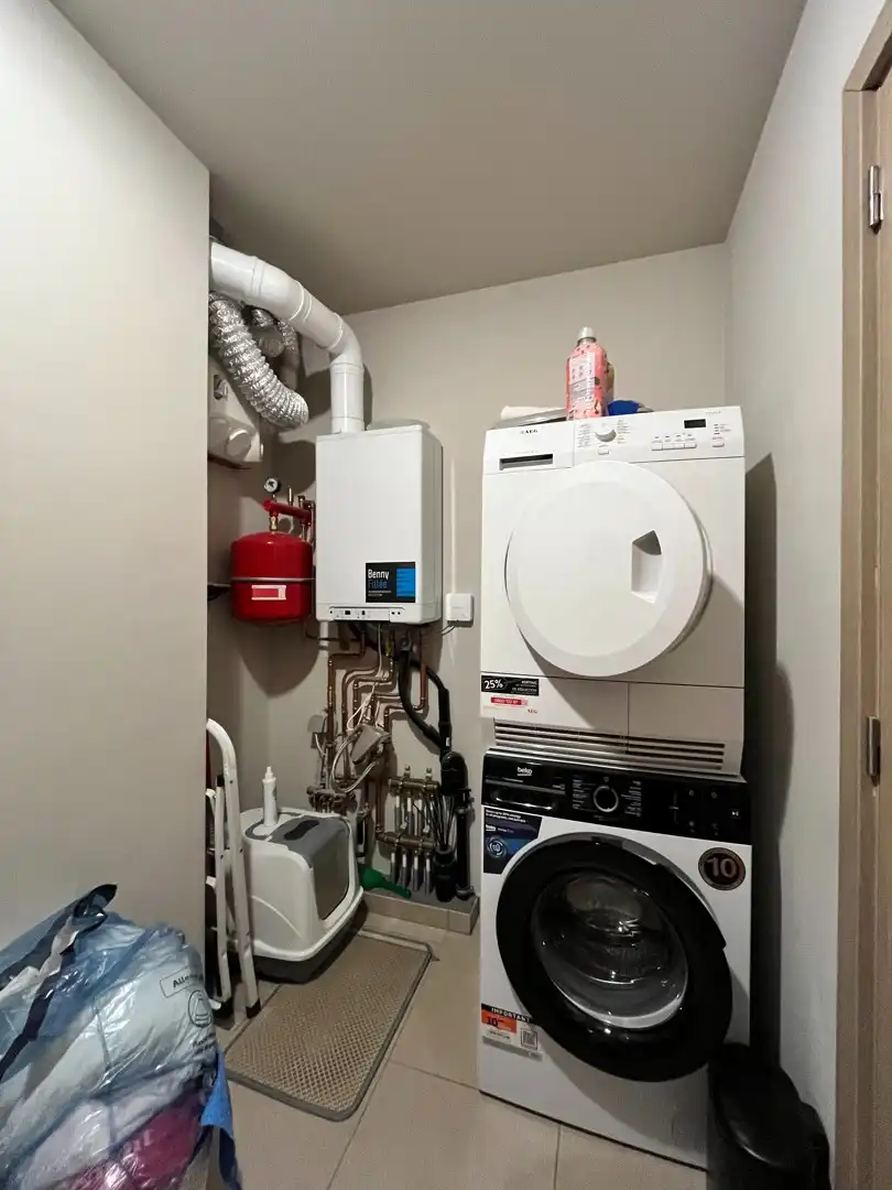 Ruim appartement met 2 slaapkamers en staanplaats te huur! foto 13