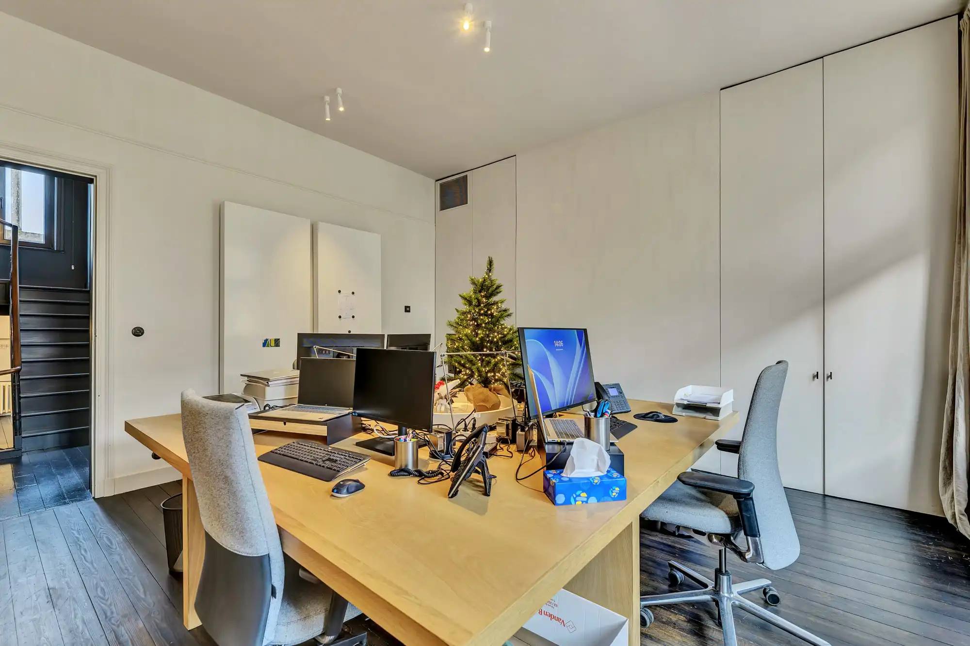 Authentiek gerenoveerd herenhuis in het hart van Aalst foto 14