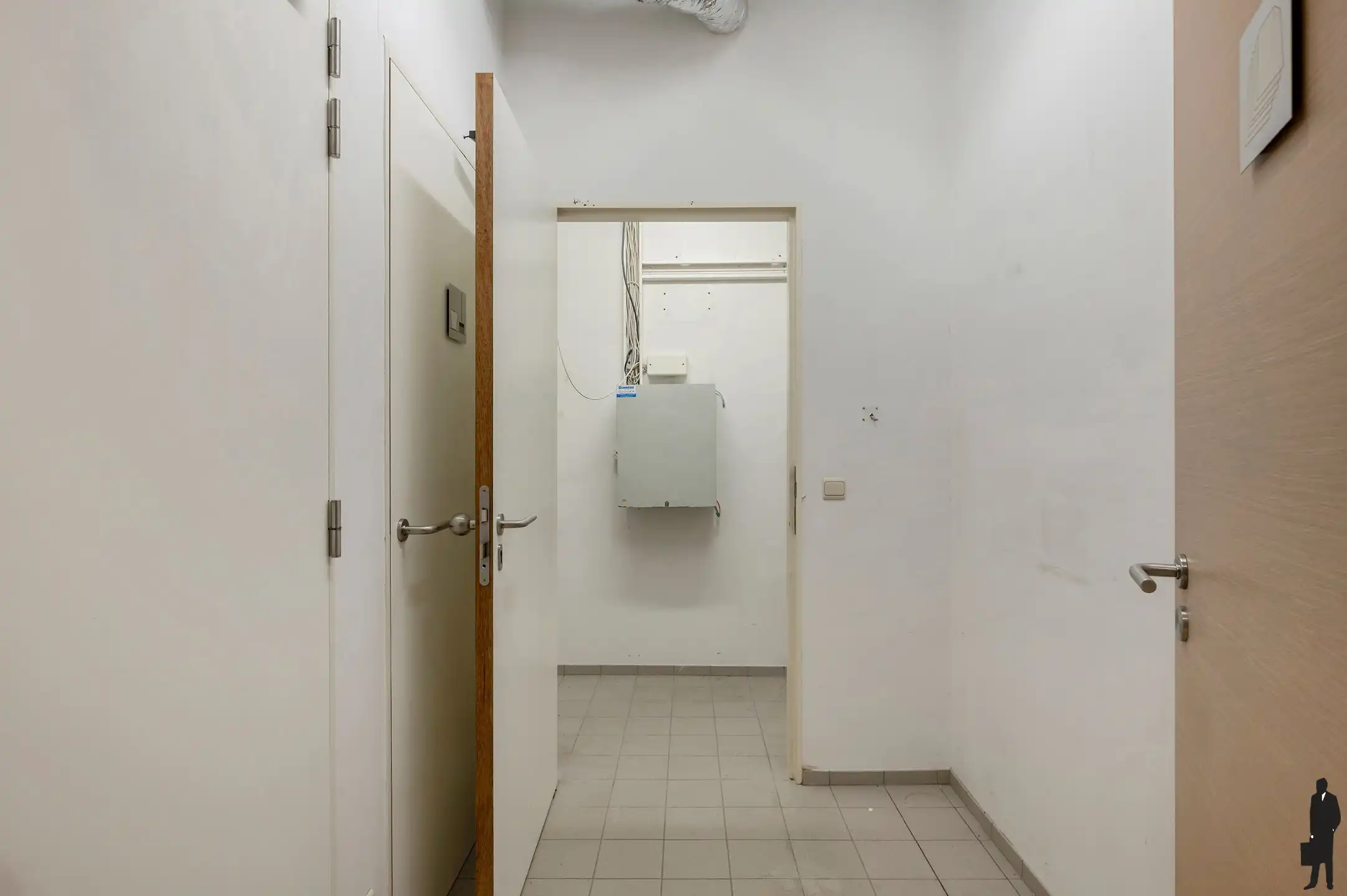  Commercieel Gelijkvloers in het Hart van Westmalle  foto 9