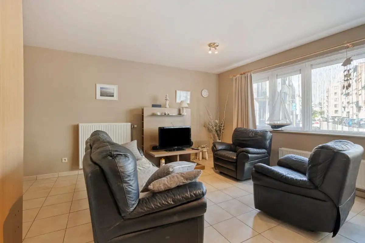 Instapklaar appartement met parking te koop centrum Blankenberge foto 2