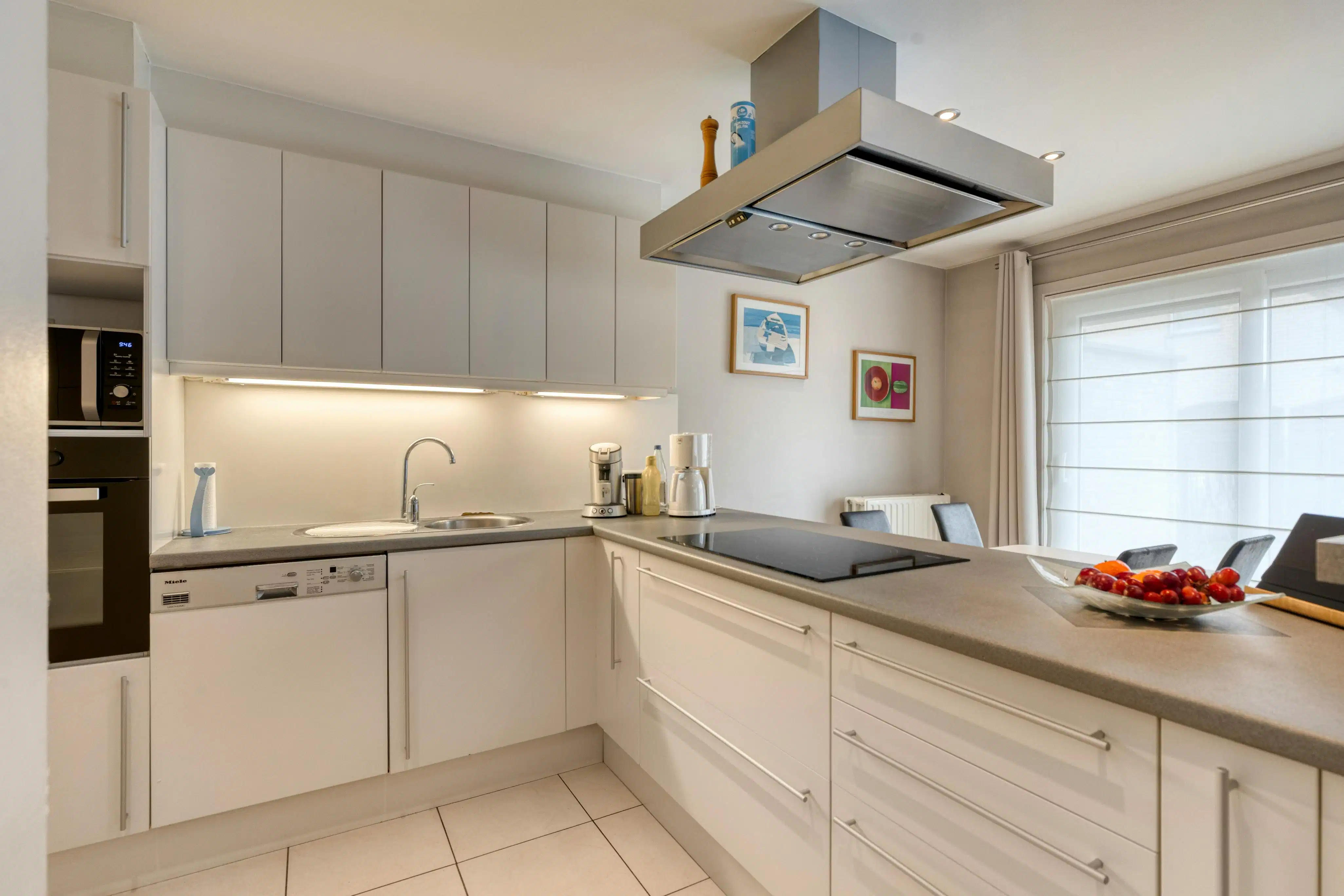 Instapklaar halfopen huis met 4 kamers te koop in Waregem foto 7