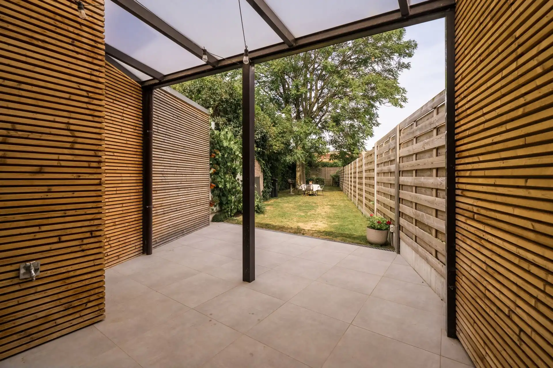 Moderne woning met mogelijkheid tot garage (+ € 40.000) foto 3