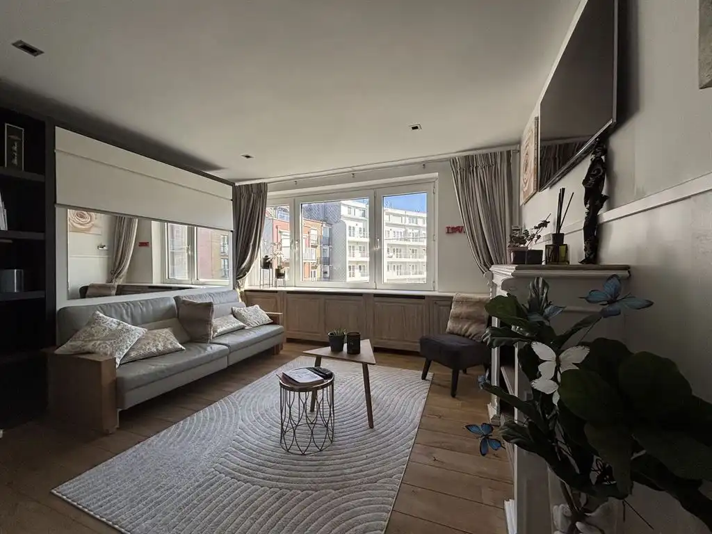 Instapklaar, gerenoveerde studio op topligging in Knokke foto 2