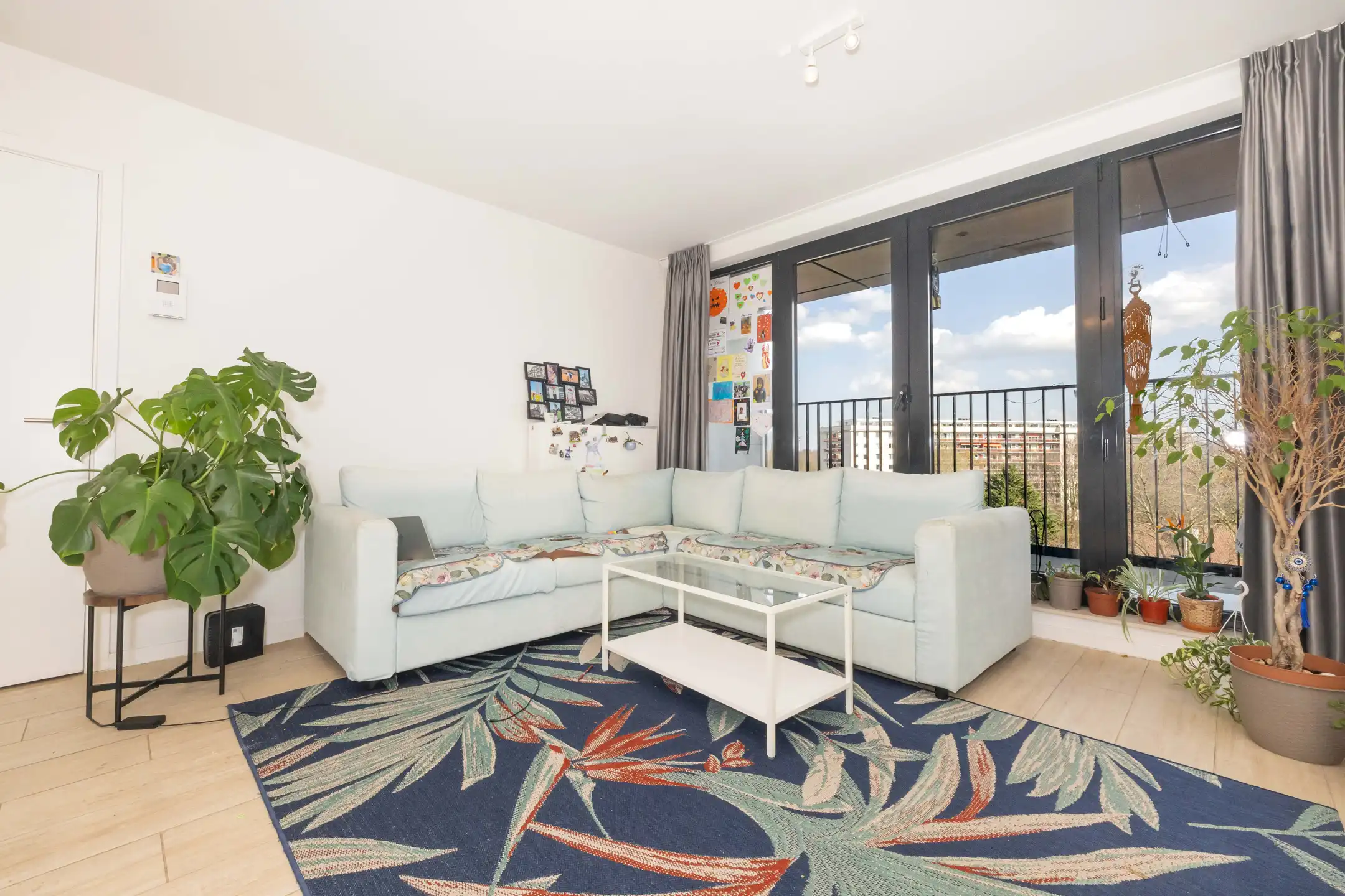 Genèvestraat: een instapklaar appartement met 3 slaapkamers foto {{pictureIndex}}