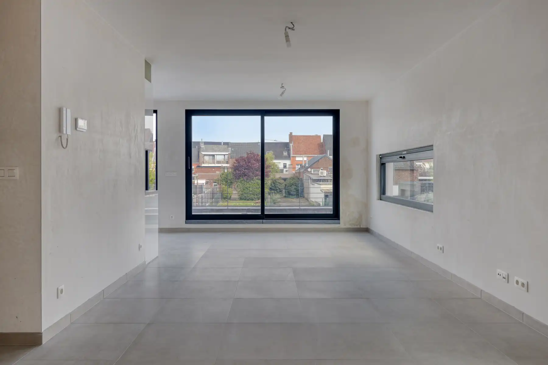 Nieuwbouw duplex appartement met ruim terras in het centrum foto 6