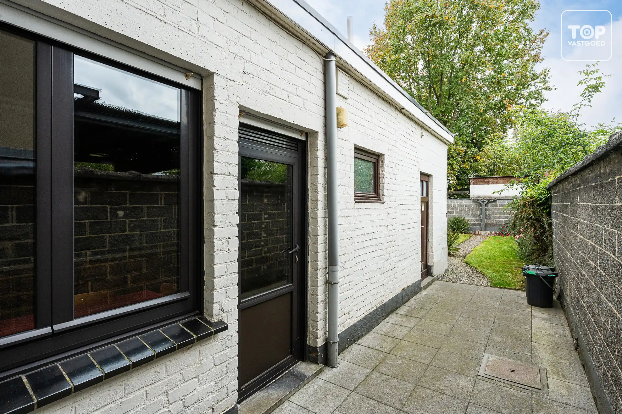 Gezinswoning met 3 slaapkamers op gunstige locatie.  foto 22