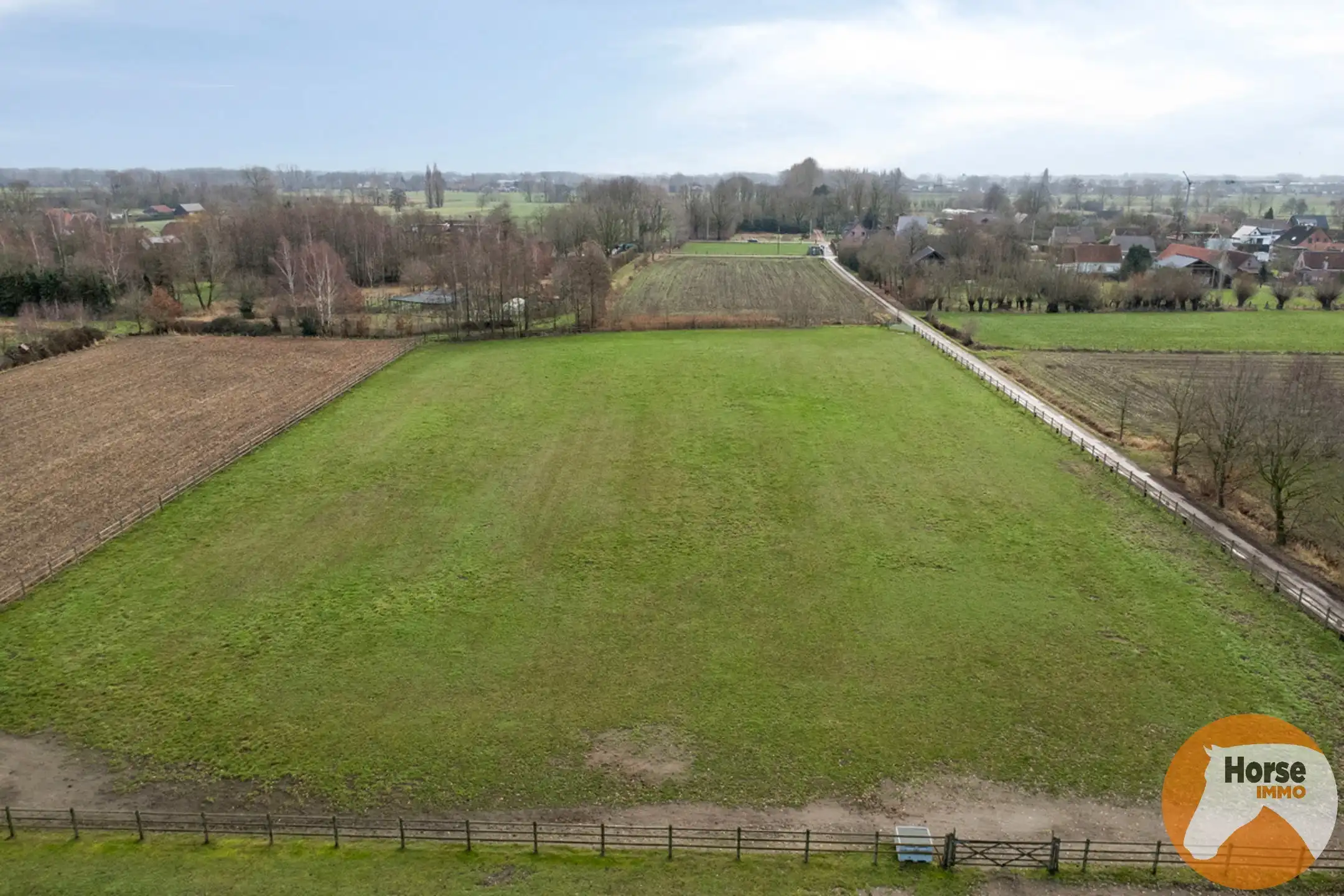 LOCHRISTI - Rustig gelegen stalgebouw op +- 2,3HA foto 30