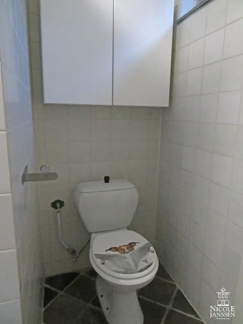 Charmant stadshuisje met drie slaapkamers en tuintje foto 10