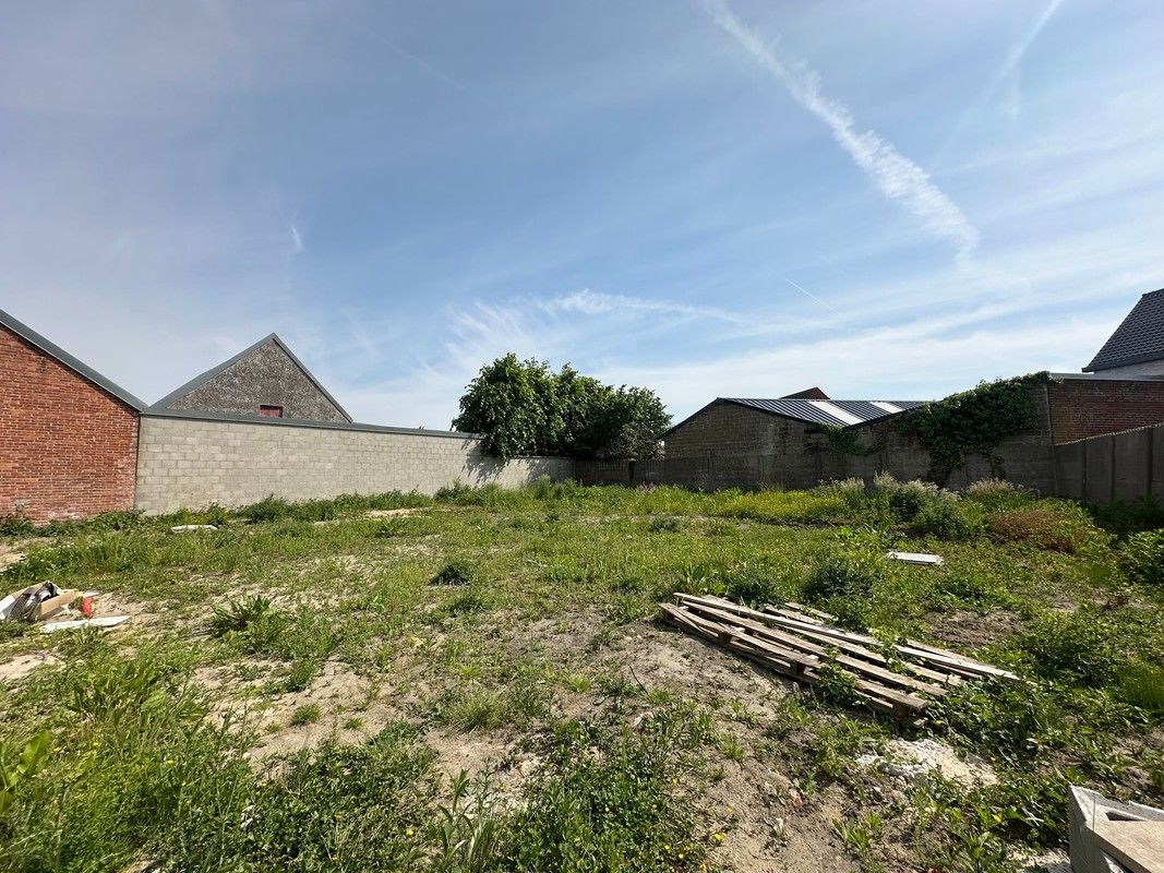 Hectaar bouwt twee ruime halfopen woningen te Serskamp foto 15