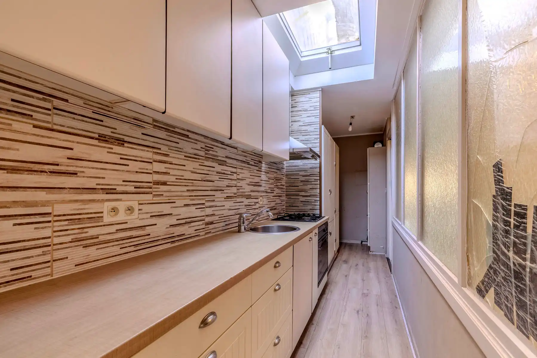 Te renoveren woning met handelspand in Lier foto 11