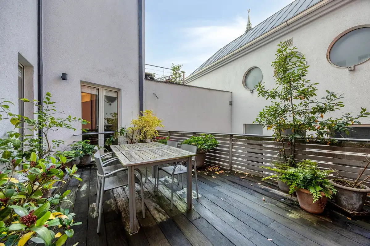 Exclusief stadsappartement met karakter en groot terras aan het Belfort. foto 8