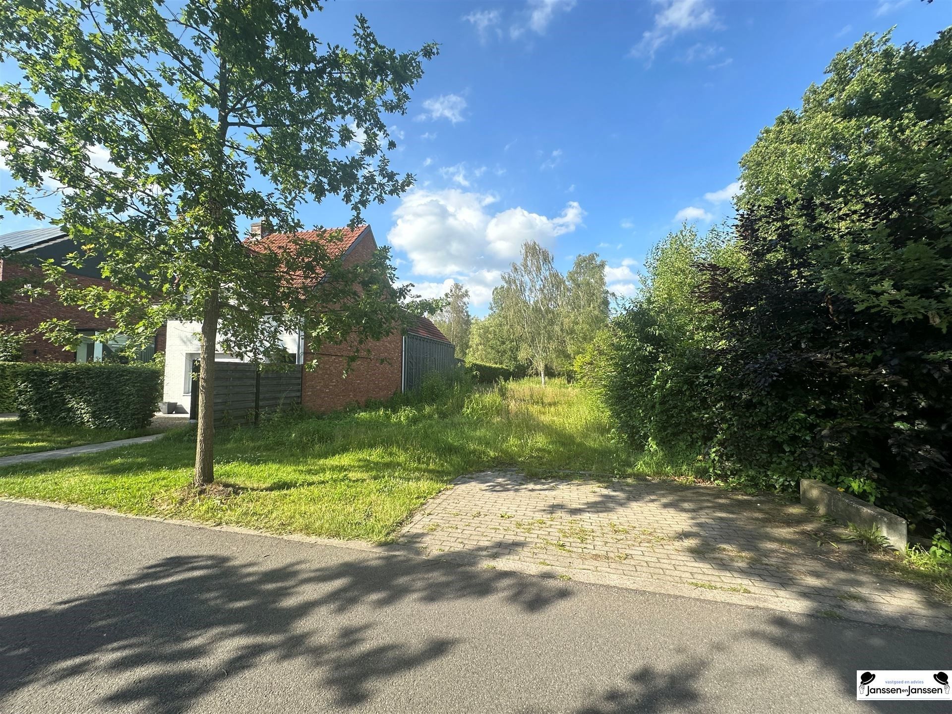 Bouwgrond gelegen nabij het centrum van Gooreind foto 6