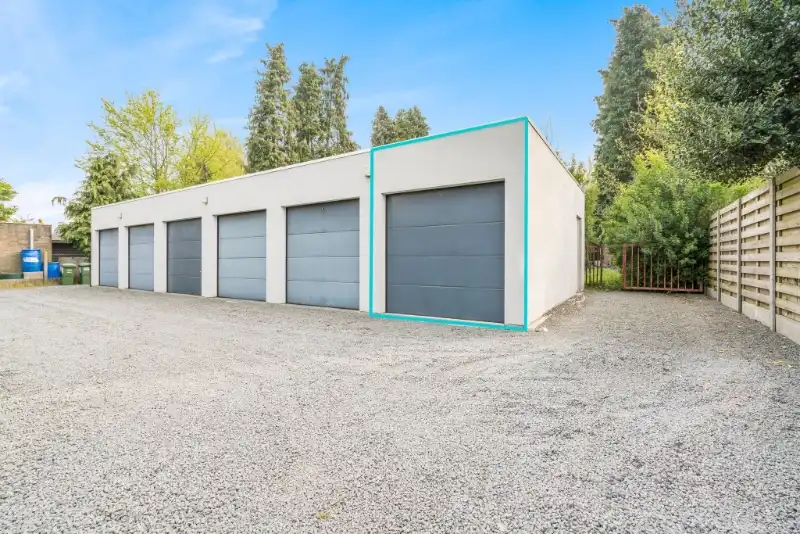 Gelijkvloers appartement met tuin en garage foto 13