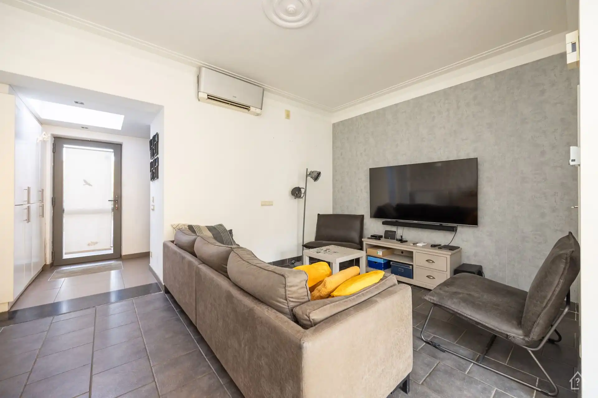 Ruime hoekwoning met 3 slaapkamers foto 6