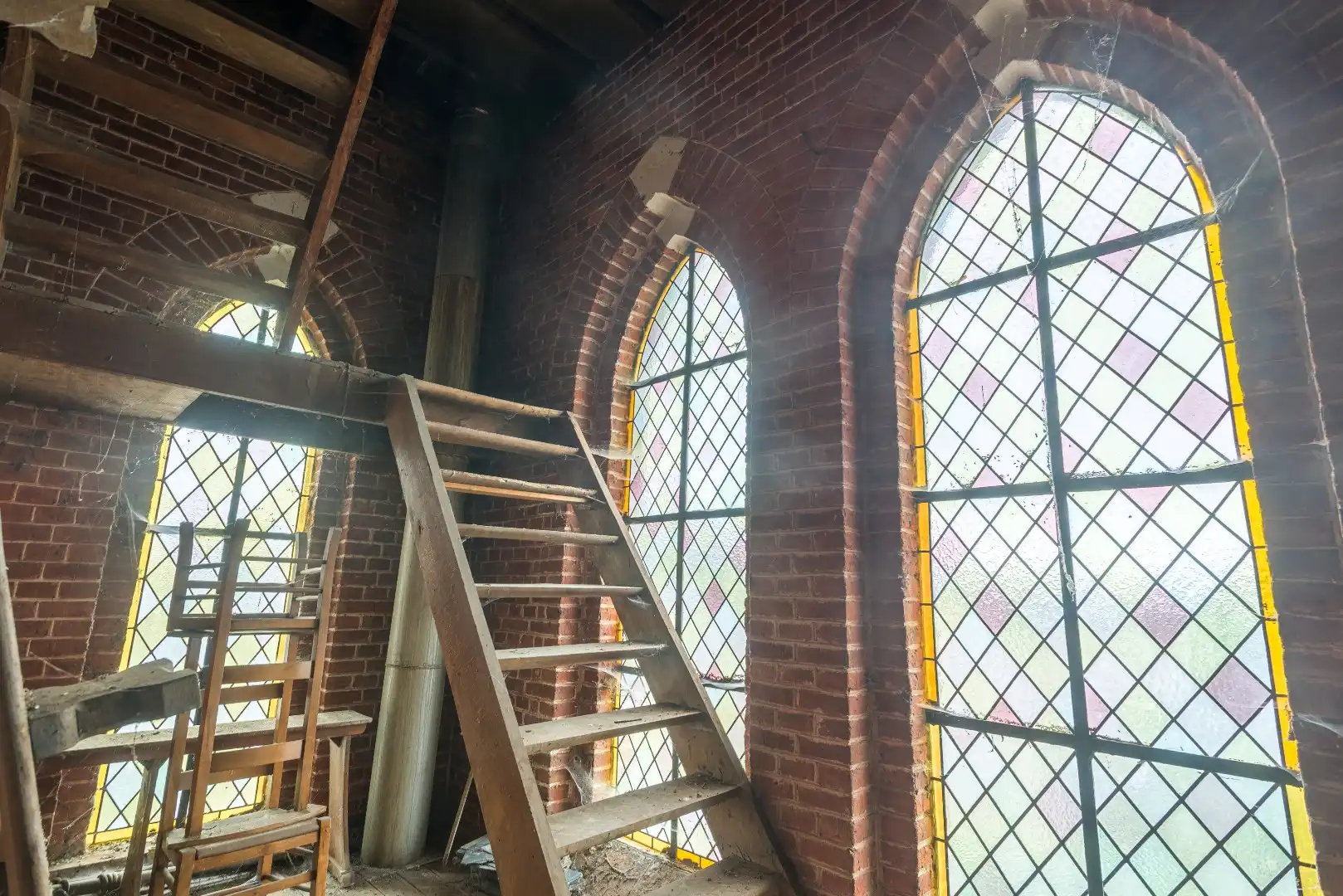 Landelijk gelegen kerk van Klein-Gelmen (Heers) foto 18