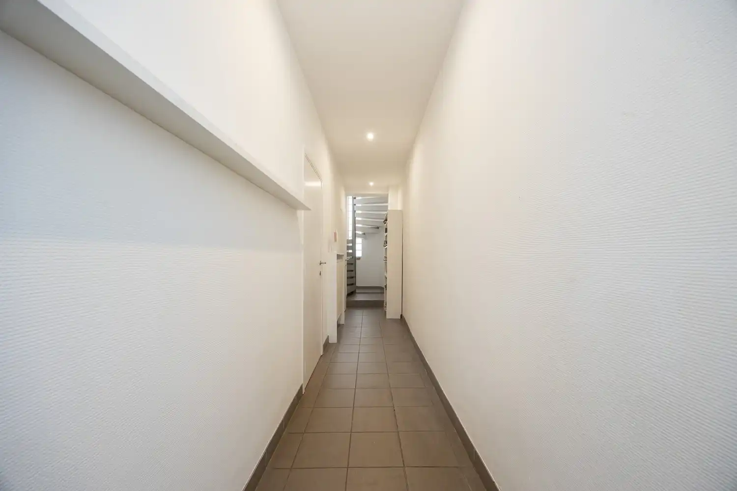 Instapklare Bel-étagewoning met 2 à 3 slk's te Zurenborg met 2 zonnige terrassen en garage foto 12