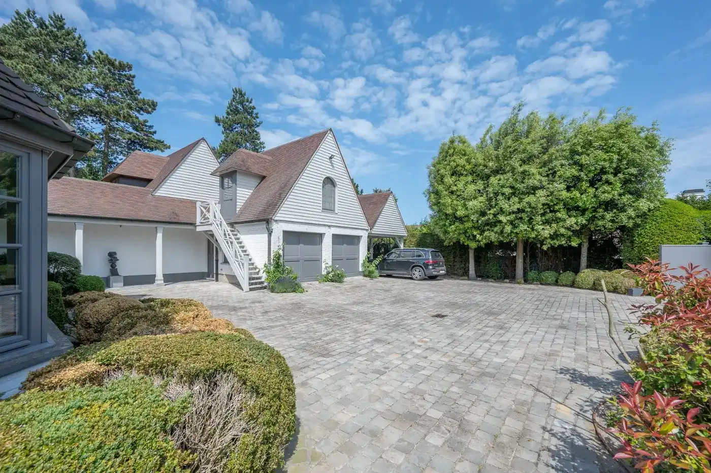 Ruime en stijlvolle villa met optimale privacy op een topligging in het Zoute foto 11
