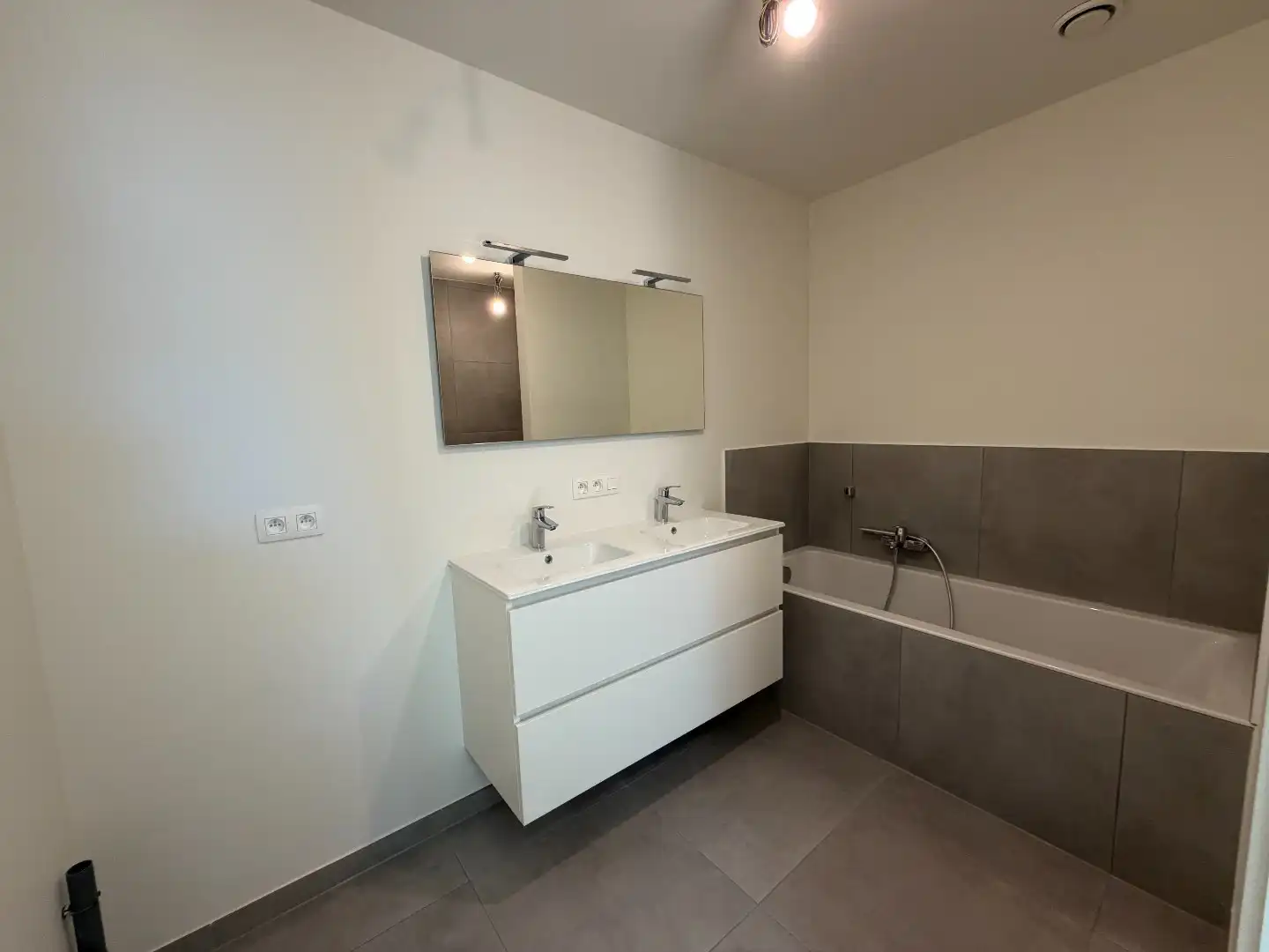 Nieuwbouwappartement met 2 slaapkamers foto 8