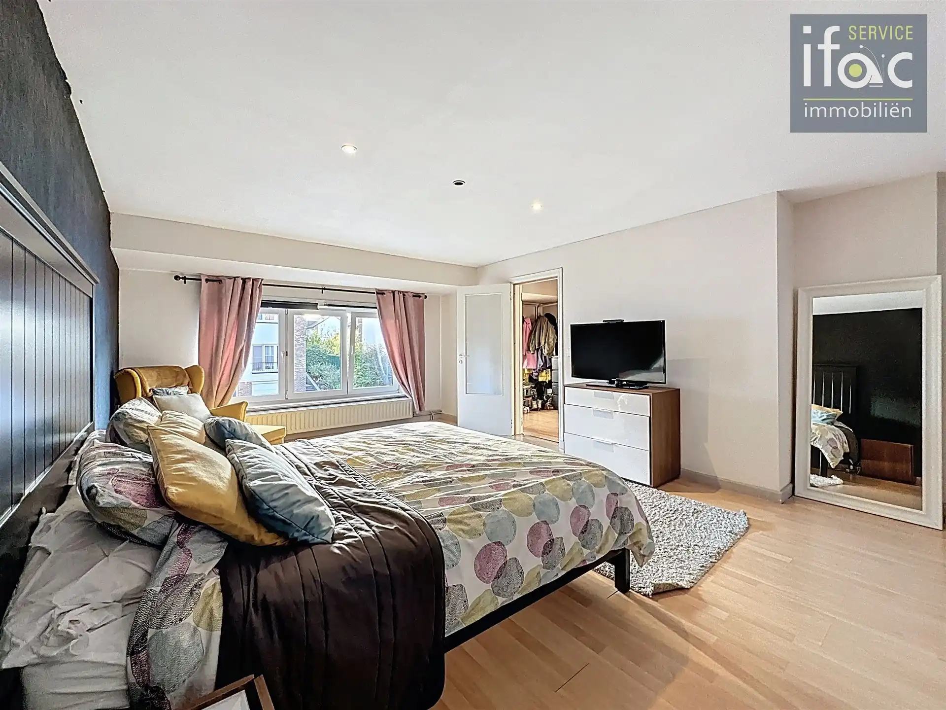 Prachtige woning in het centrum van Tervuren met 5 slpkmrs foto 7