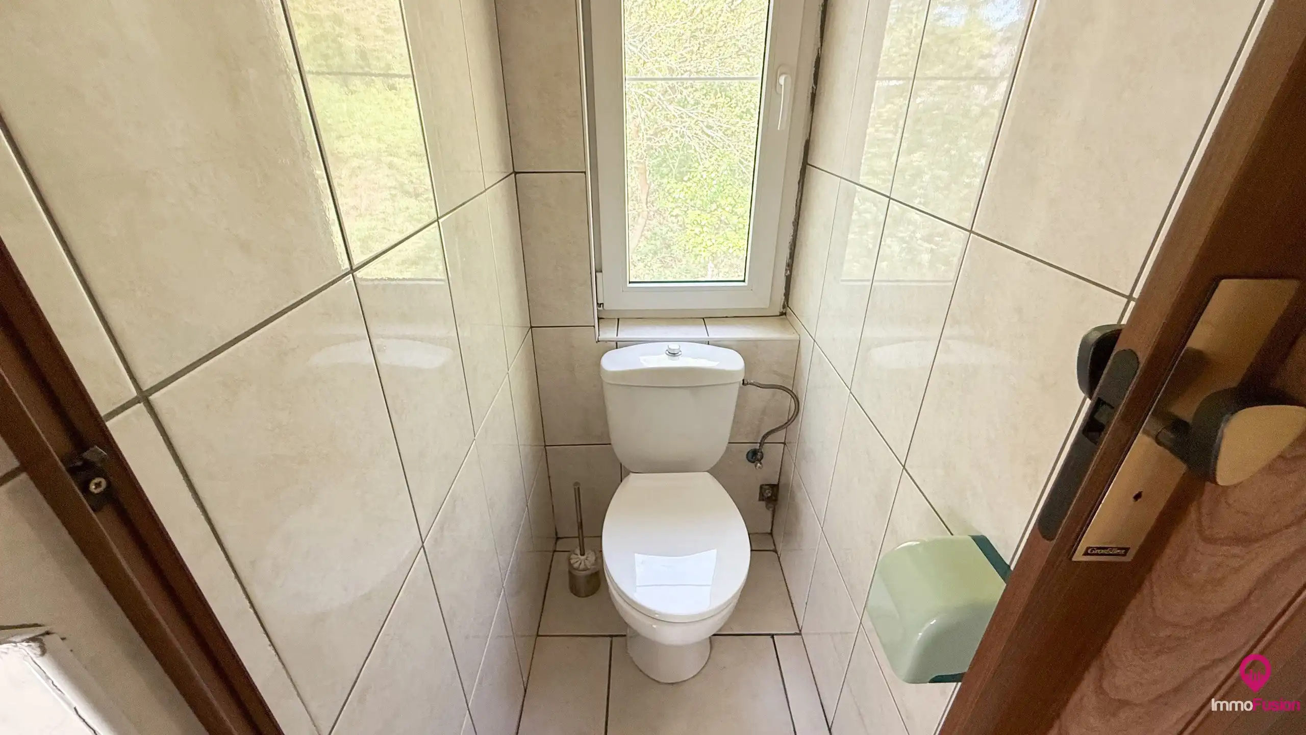 Ruime open bebouwing van 328m² met 5 slpk op toplocatie! foto 34