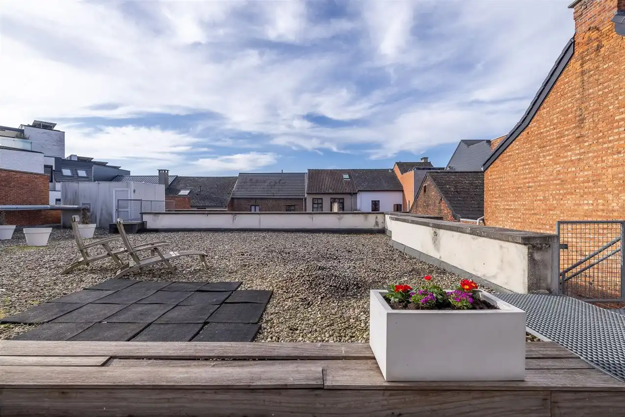 Tijdloze residentie met iconisch uitzicht foto 36