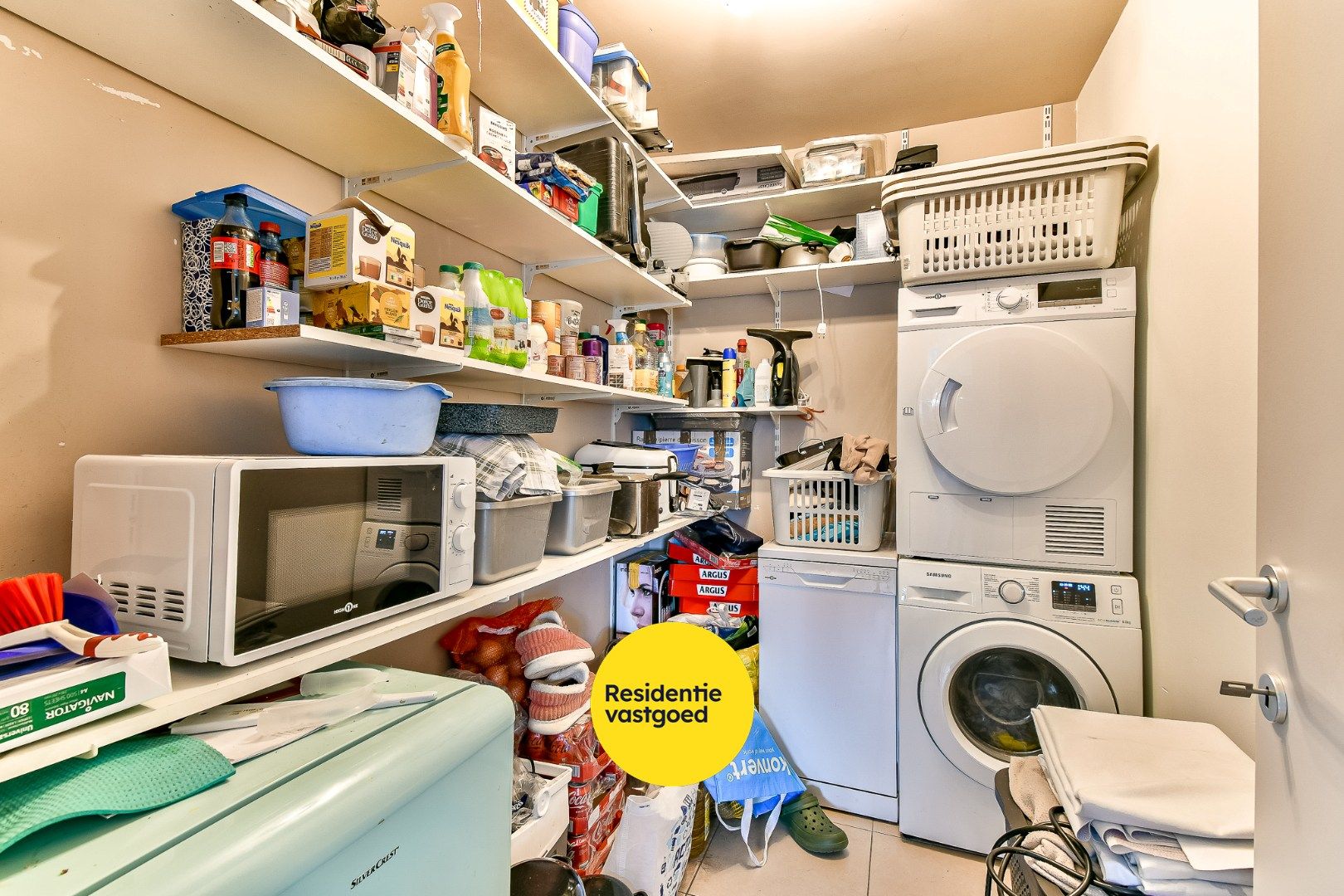 Opbrengsteigendom met 3 appartementen en 3 garages foto 16