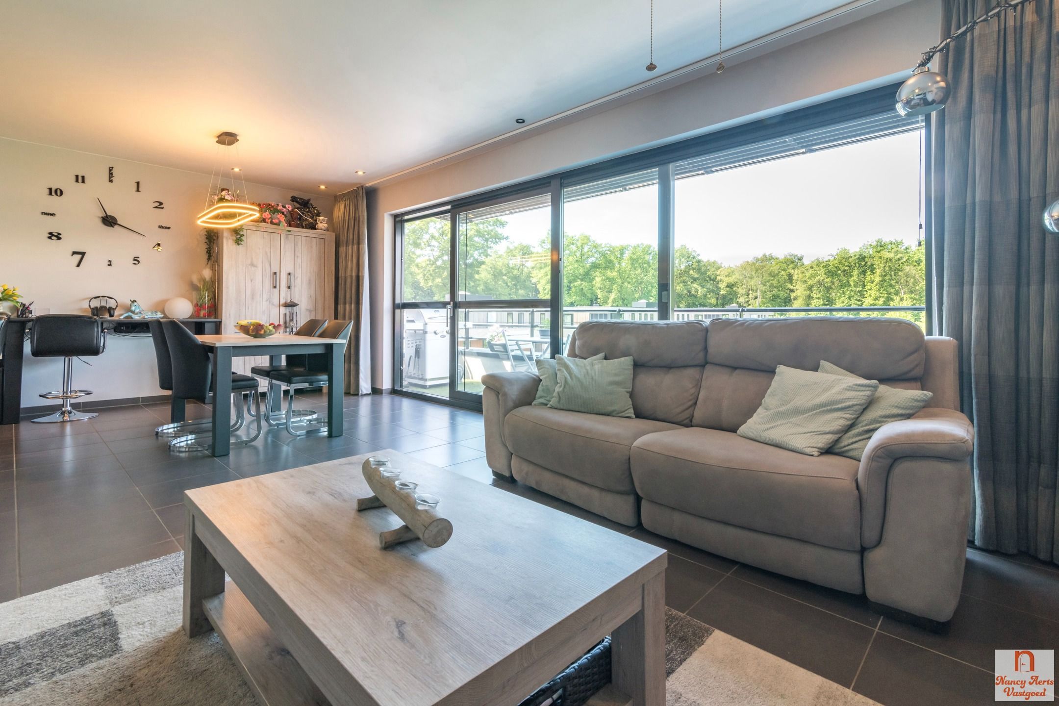 Lichtrijk hoekappartement met zonneterras en topcomfort foto 8