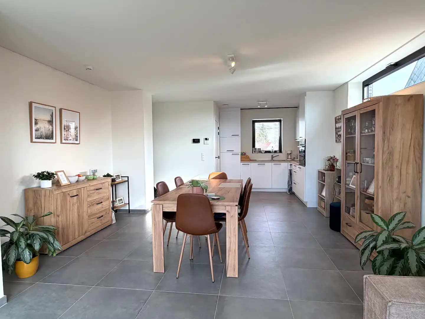 Lichtrijk nieuwbouw duplex-appartement met ruim zonneterras van 23 m²! foto 7