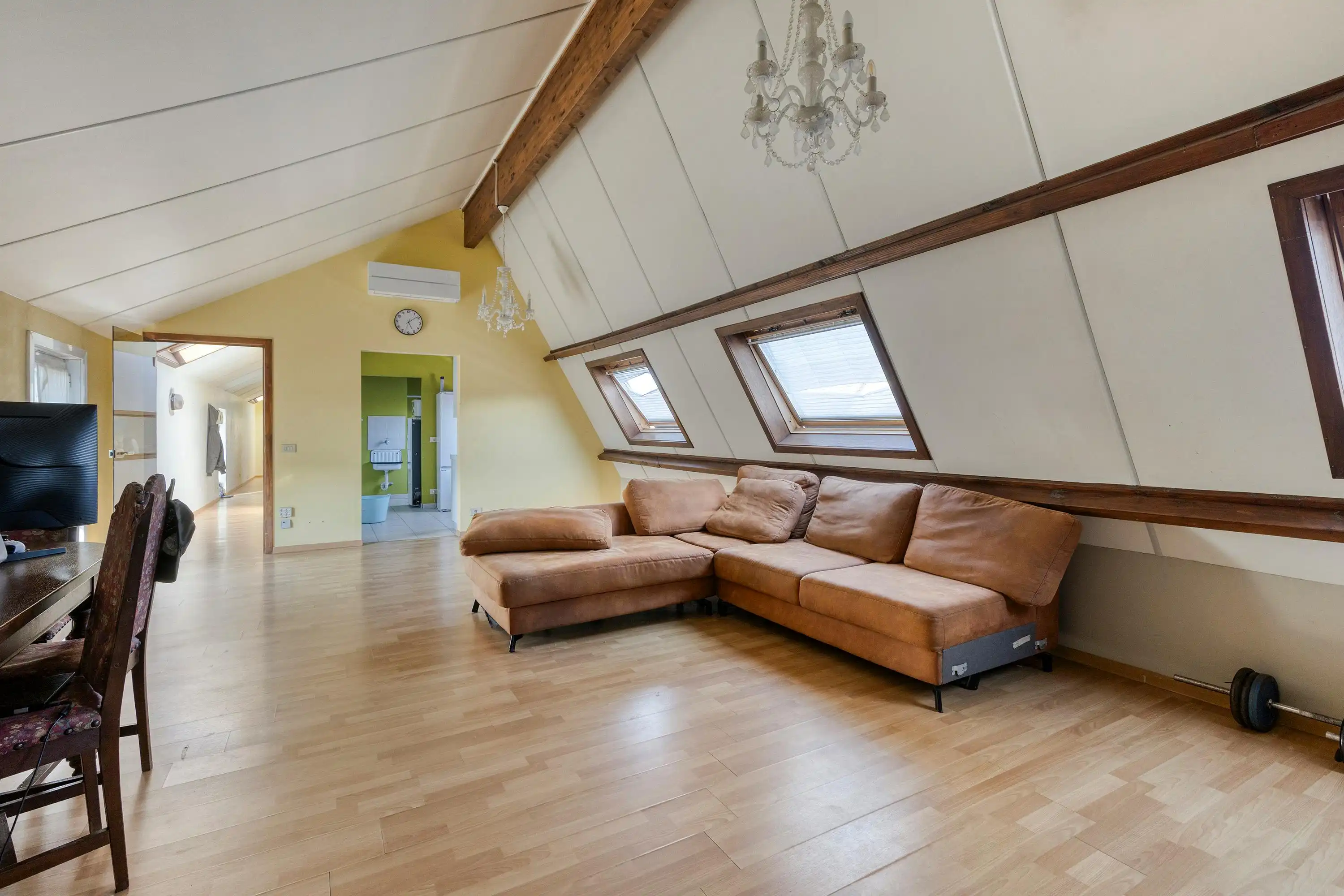 Dakappartement met grote garage te koop in Lichtervelde foto 5