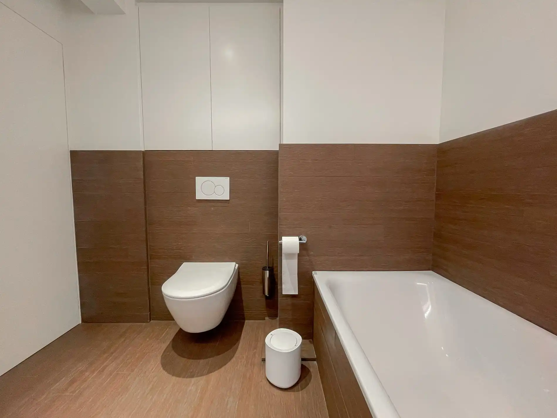 Stijlvol, instapklaar appartement met een ruim terras gelegen aan het Lichttorenplein op enkele passen van de zee. foto 19