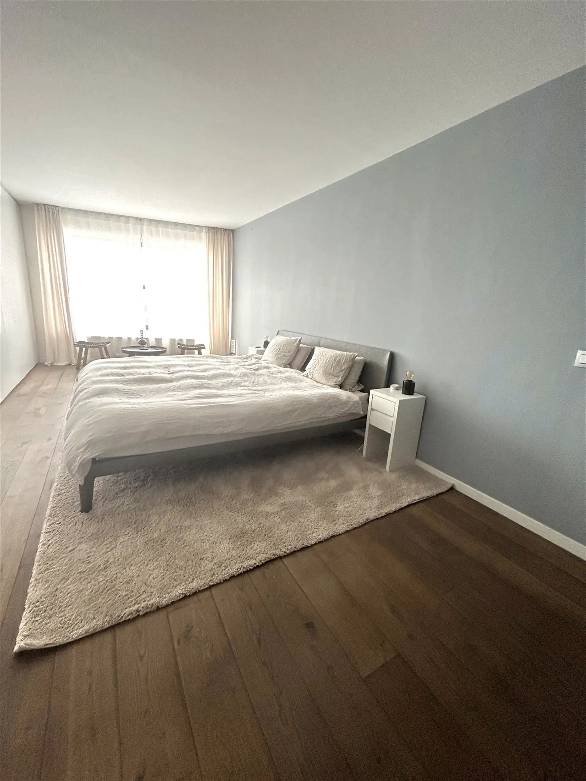 Stijlvol en lichtrijk appartement met twee terrassen en open uitzicht foto 9