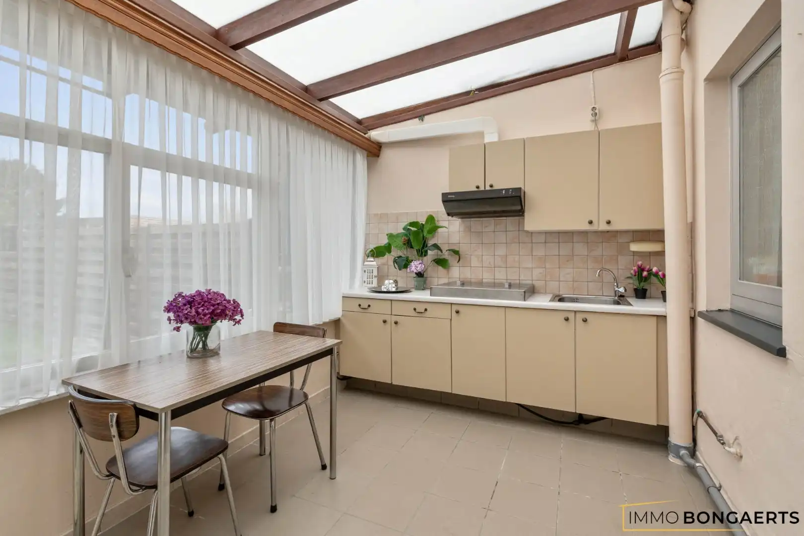 Rijwoning met 3 slaapkamers foto 9