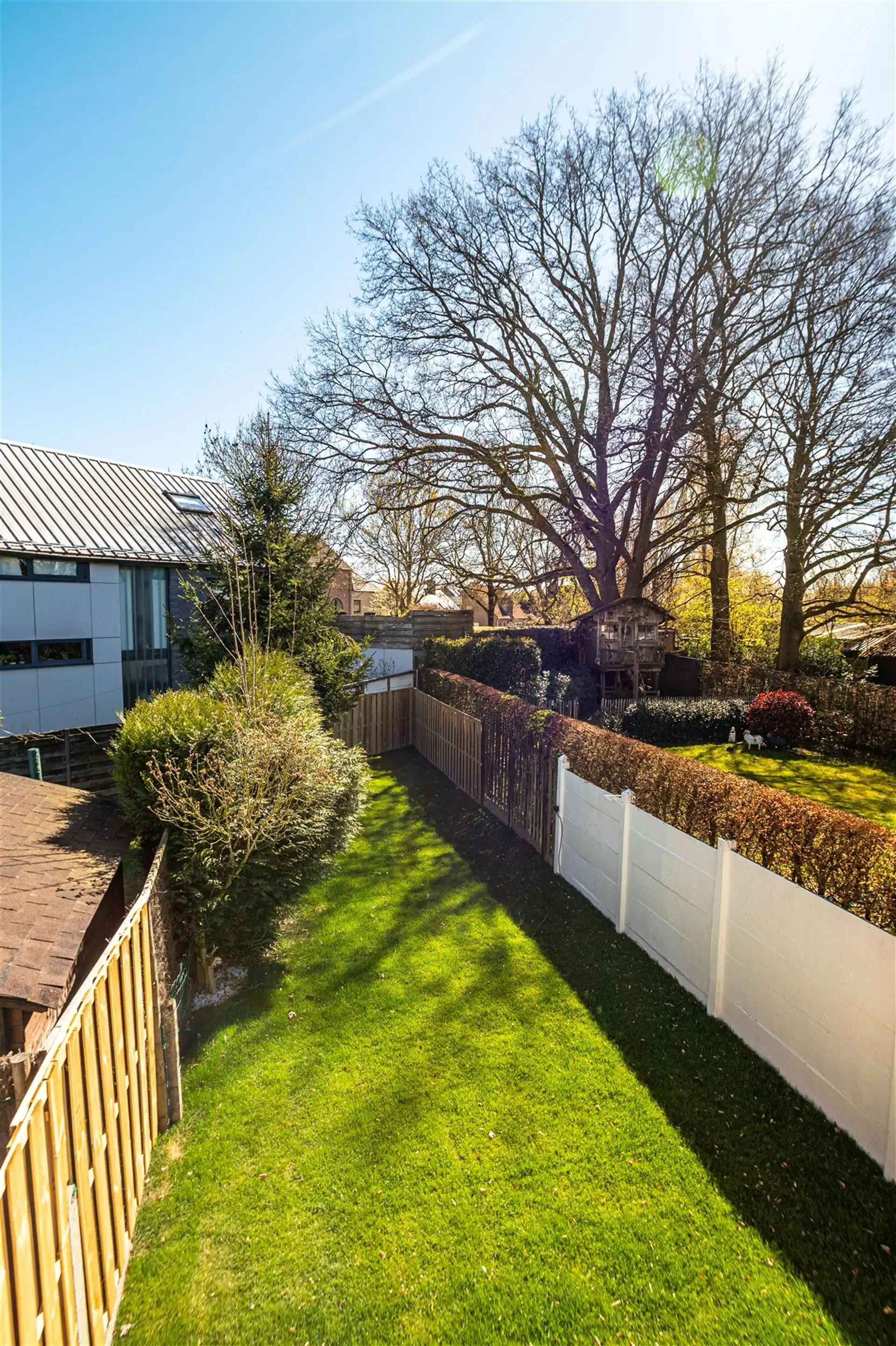 Stijlvol gerenoveerde woning met ZO-tuin in Hove foto 20