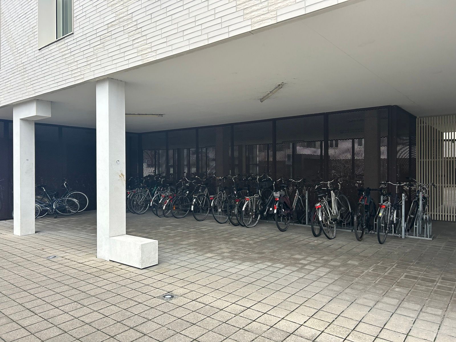 Studentenkamer eigen sanitair hartje Leuven!  foto 4