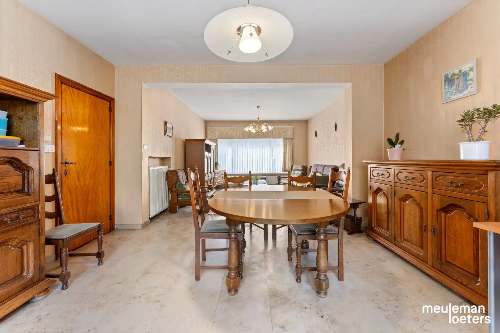 Te renoveren woning met ruime tuin foto 17